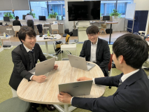 スタッフの様子