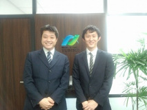 代表（左）、福岡支店長（右）