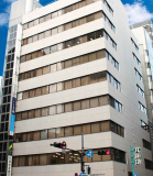 オフィスビル外観