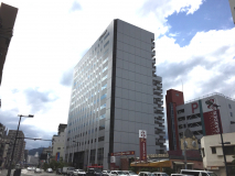 事務所入居ビル外観