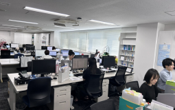 オフィス内観