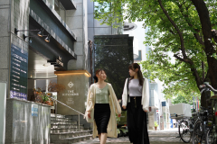 オフィスビル外観
