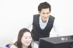 20代、30代が中心の事務所です！