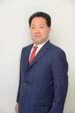 代表社員の山田です。
