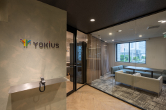 会社のエントランス