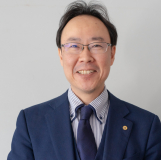 代表の益永です！