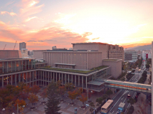 事務所から見える兵庫県立芸術文化センター