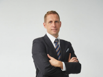 代表　レホツキー・マレク