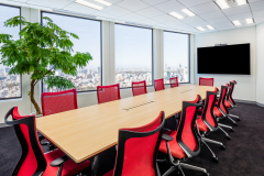 オフィス内の会議室