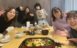 スタッフのお誕生日のランチの様子です