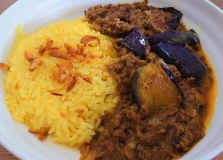 昼休みにはレシピ本出版経験のある長澤家の美味しいできたてまかない提供