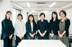 スタッフ集合写真