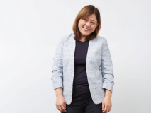 取締役　ヘレン・リベロ