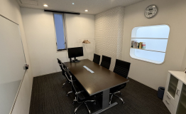 こちらの部屋でお会いしましょう！