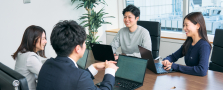 経験者募集【コーポレートスタッフ】（人事労務・総務）20～40代活躍中！働きやすい環境！