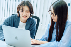 メンバーの働く様子
