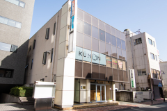 事務所のビル全体
