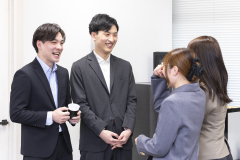 事務所は20代と30代のメンバーがほとんどで、明るくはつらつとしつつも、仕事をする時はしっかり行うといったメリハリがついています。
