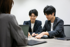 スタラボは「まずは相談する」という文化があります。分からないことは聞きやすい環境です！