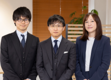 支え合いながら、2名体制で仕事を進めています