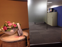 オフィスのエントランスです